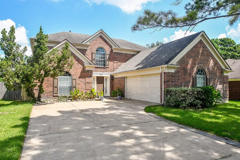 Photo of 13122 Newberry Street, Sugar Land, TX 77478