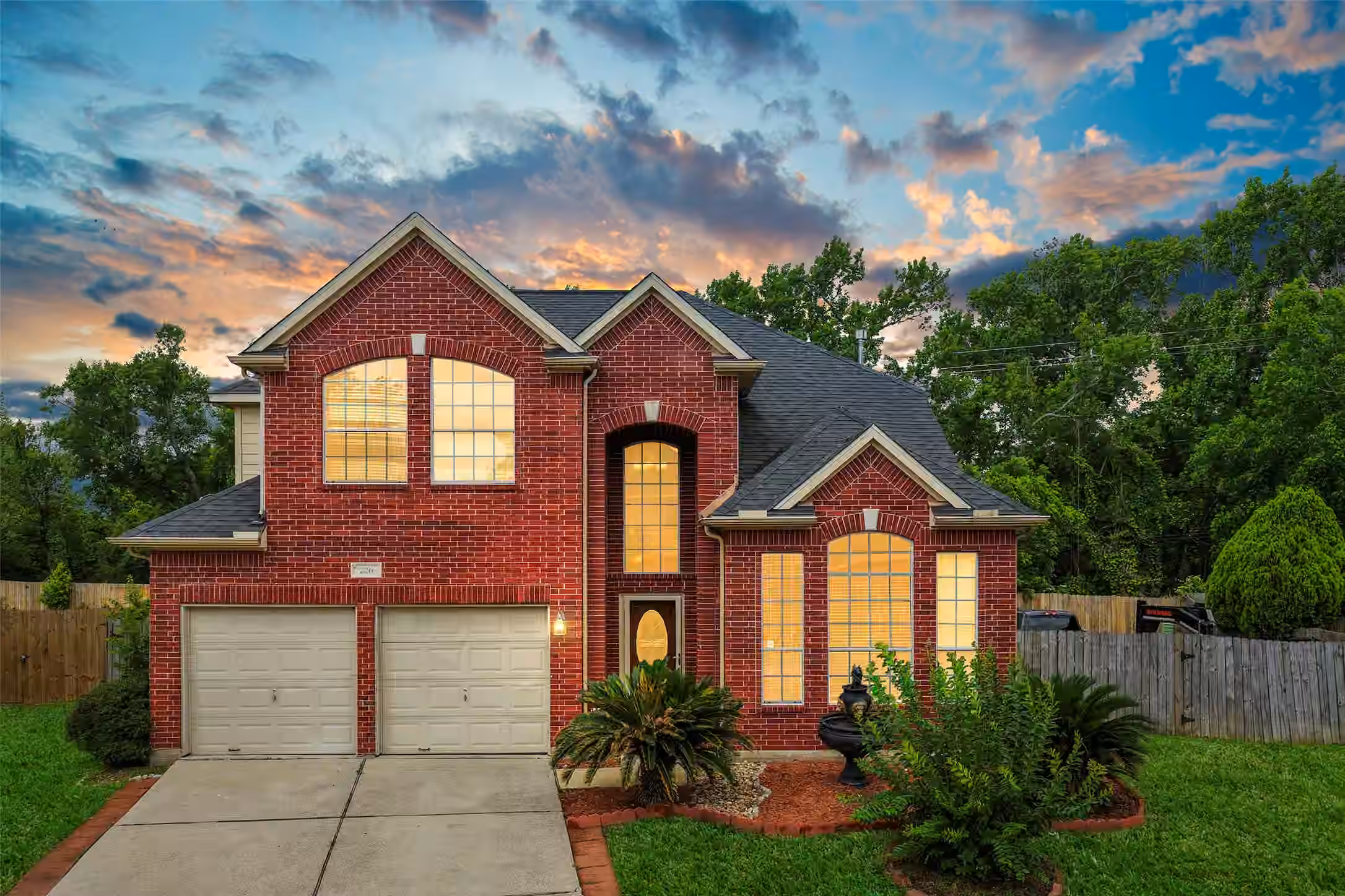 Photo 2 of 226 Persimmon Drive, Baytown, TX