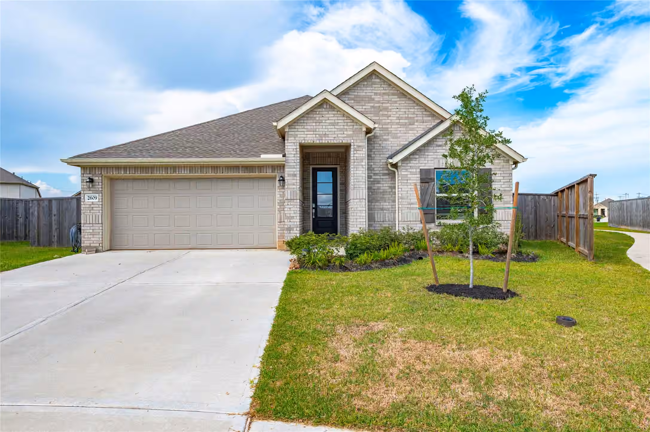 Photo 3 of 2609 Furbeck Ridge Drive, League City, TX