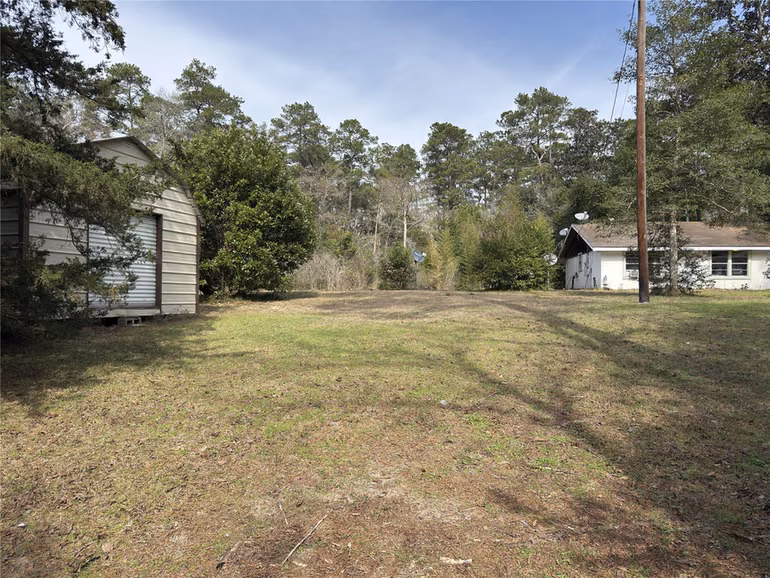 Photo 4 of 257 County Road 2142c, Cleveland, TX