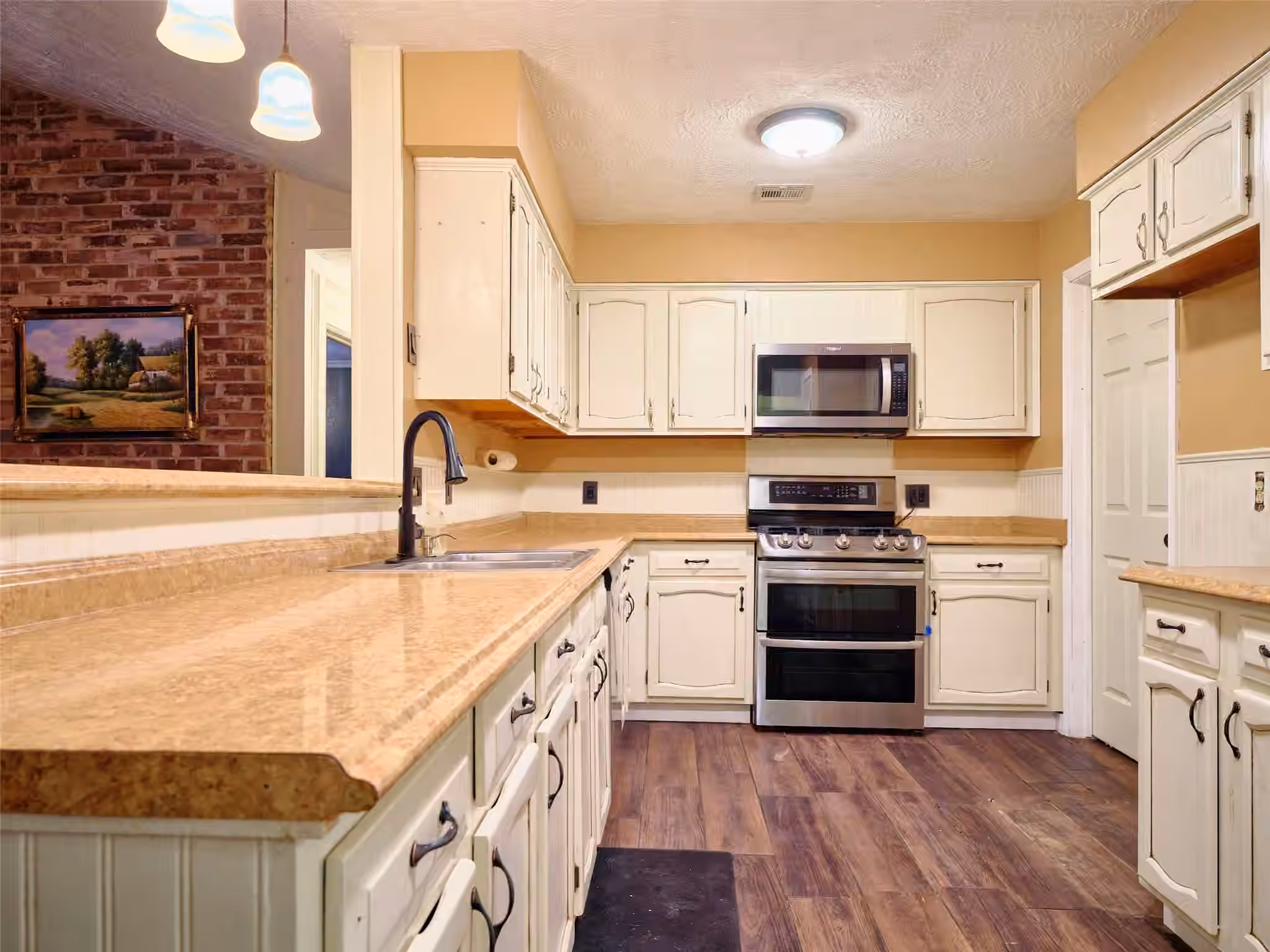 Photo 5 of 3618 Filmore Lane, Deer Park, TX