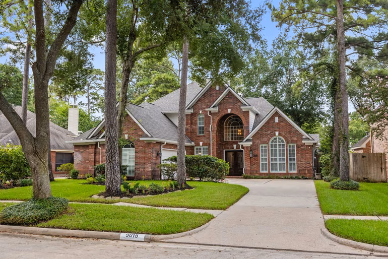 Photo 2 of 9015 Rhapsody Lane, Houston, TX