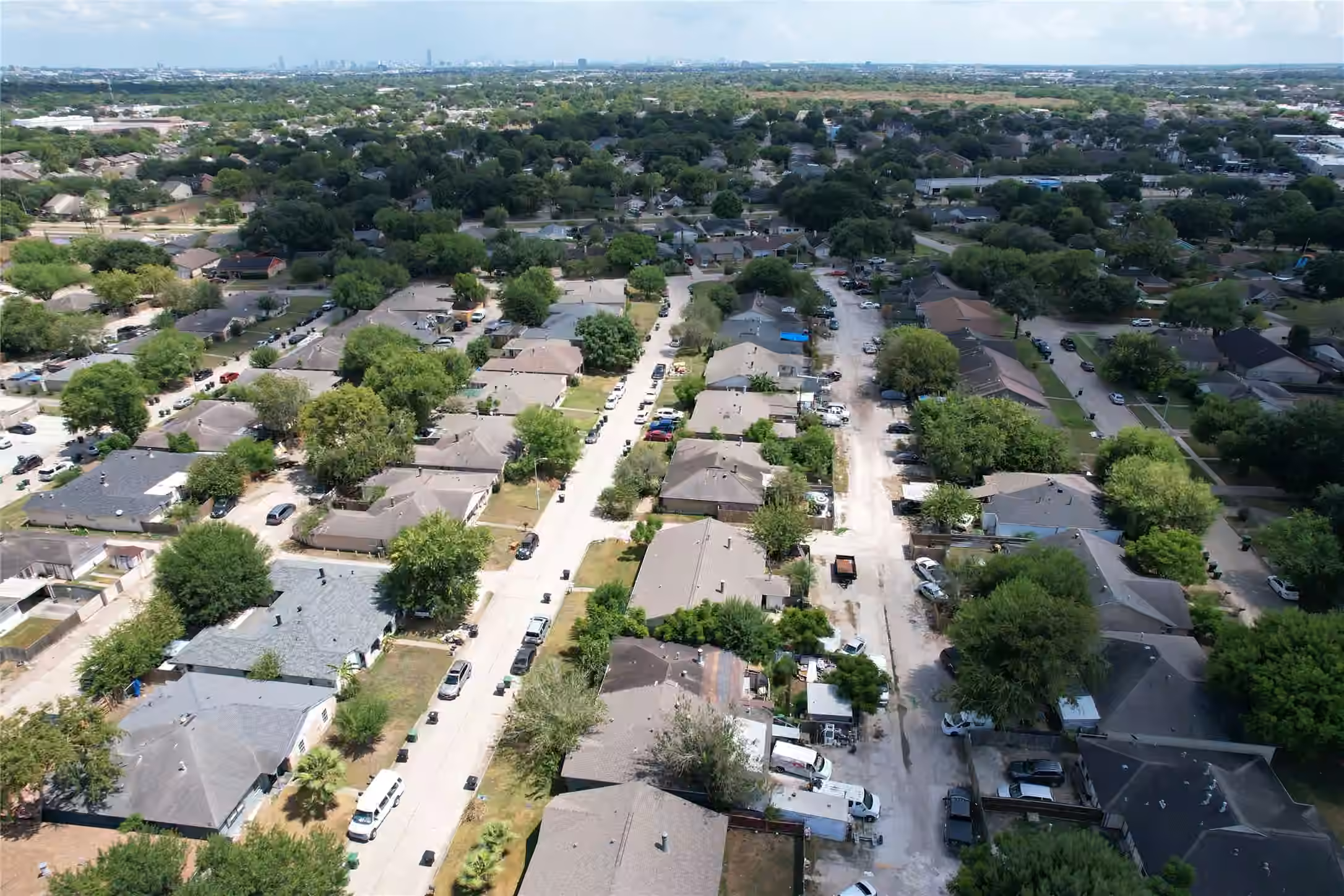 Photo 5 of 12809 Dairy Brook Drive, Houston, TX