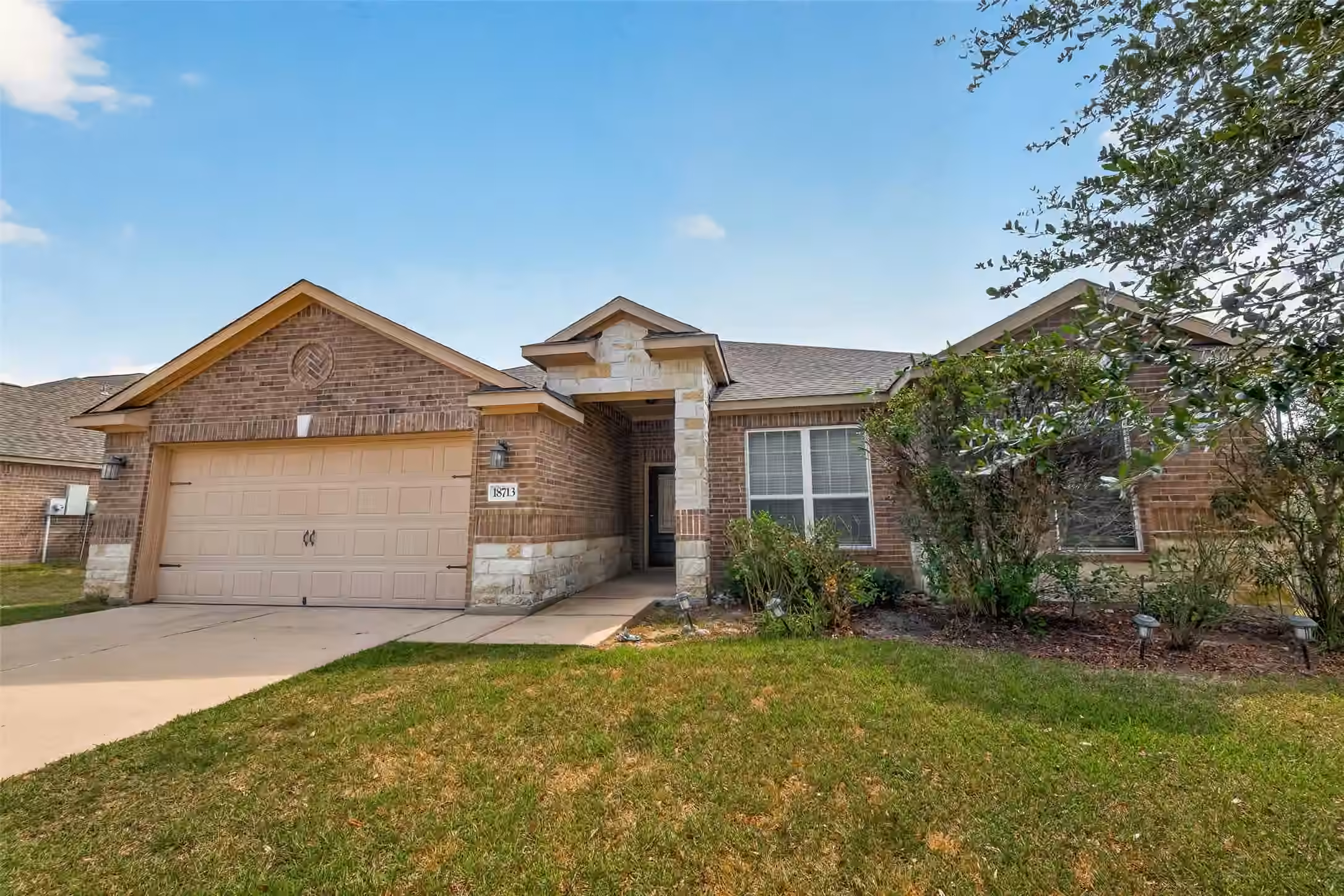 Photo of 18713 Encinal Trail, Magnolia, TX