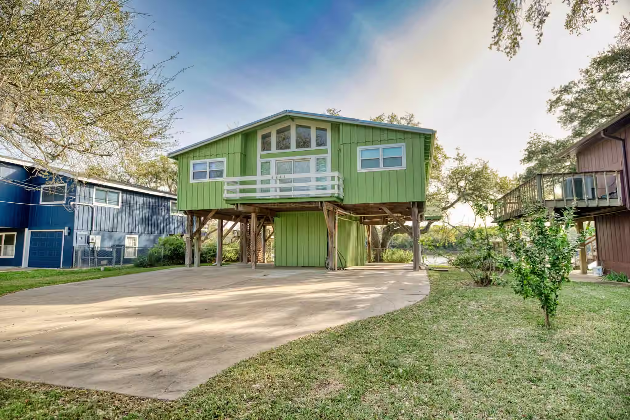 Photo 2 of 4641 Rio Drive, Brazoria, TX