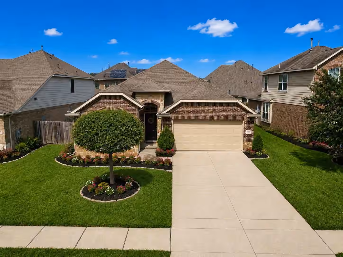 Photo of 13806 Kodiak Brown Bear Street, Crosby, TX 77532