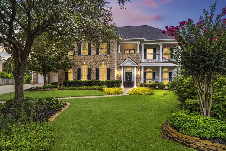 Photo 3 of 18 Dappled Sun Place, The Woodlands, TX 77381