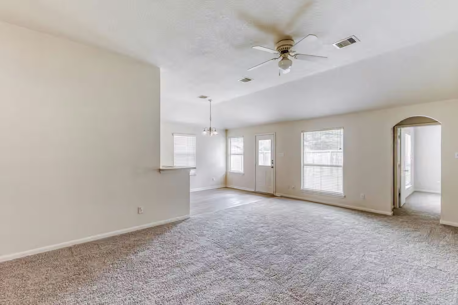 Photo 7 of 6114 Sandy Hollow Drive, Katy, TX