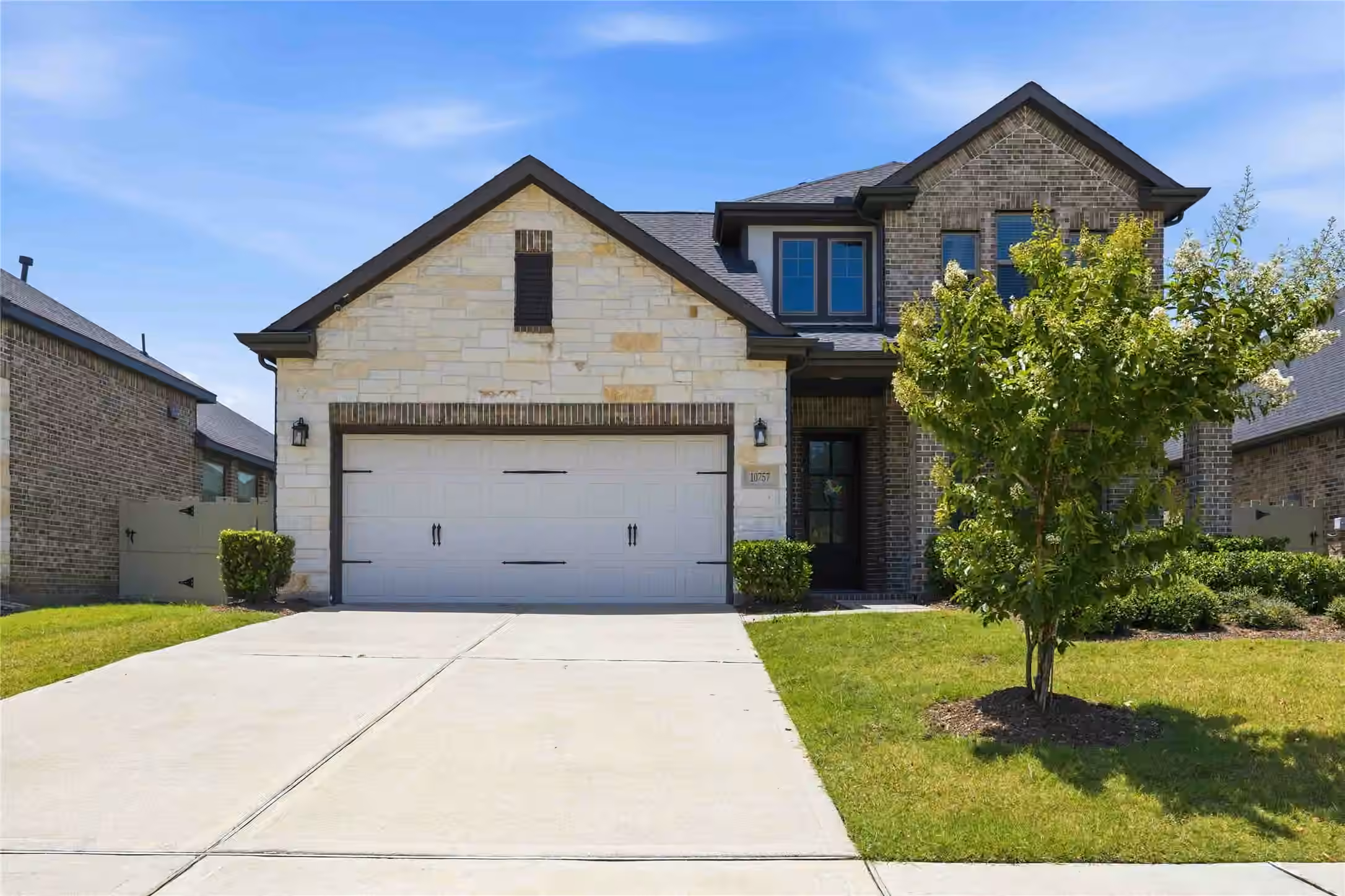 Photo 2 of 10757 Chinese Violet, Conroe, TX