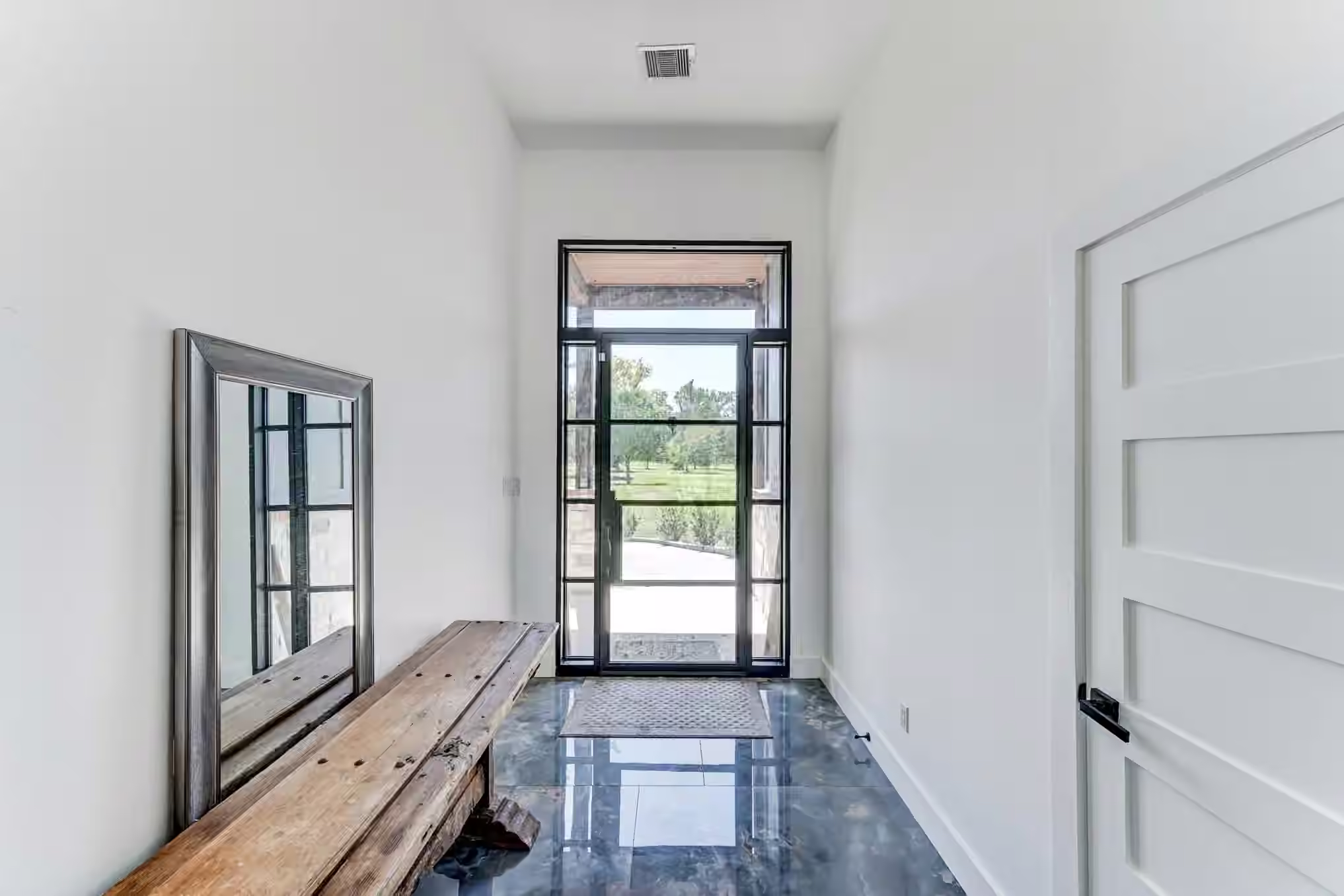 Photo 7 of 4914 Harvey Road, Crosby, TX