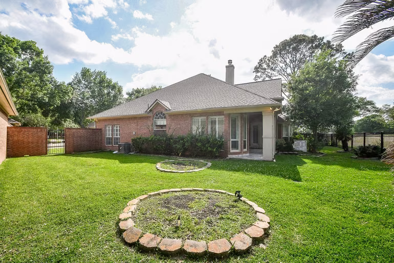 Photo 3 of 22810 Blue Canyon Drive, Katy, TX