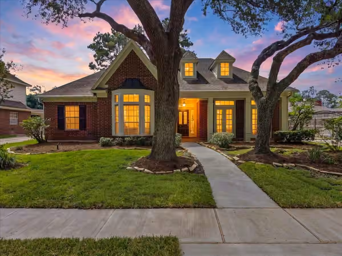 Photo of 4222 Roaring Rapids Drive, Pasadena, TX 77059
