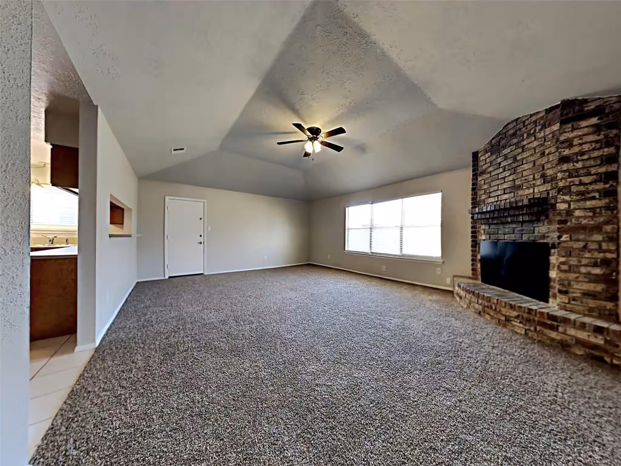 Photo 2 of 14919 Wainsfield Lane, Channelview, TX