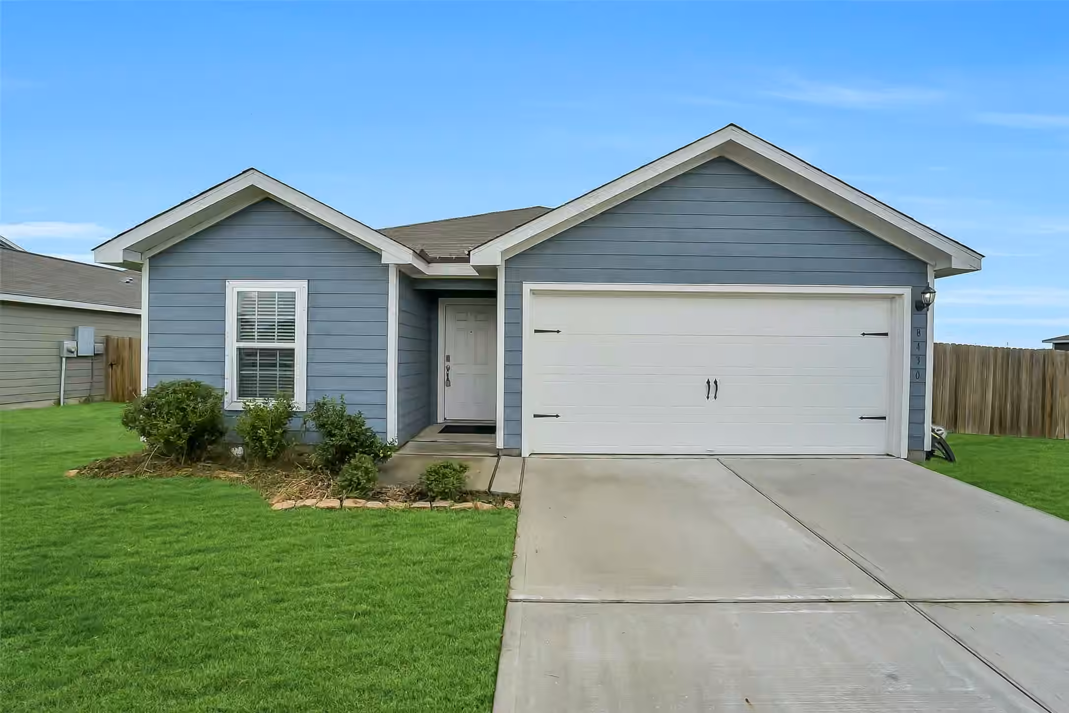 Photo 2 of 8430 Longshore Slope Road, Cove, TX