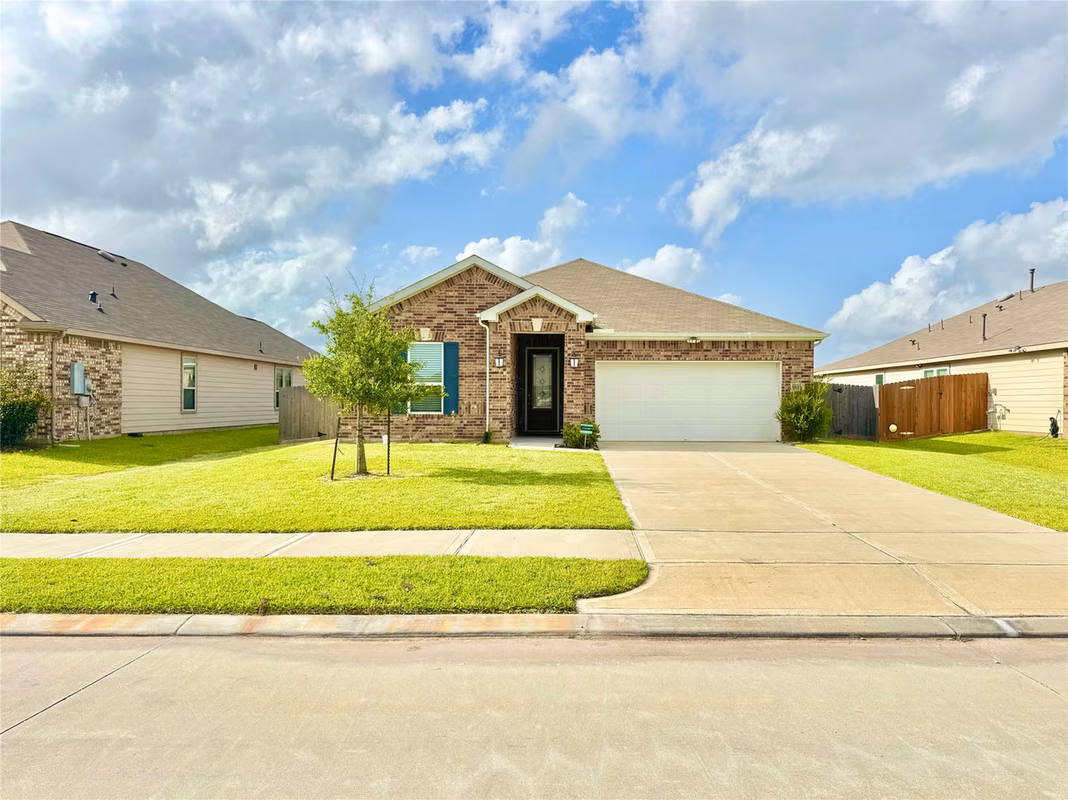 Photo of 1023 Valley Crest Lane, La Marque, TX 77568