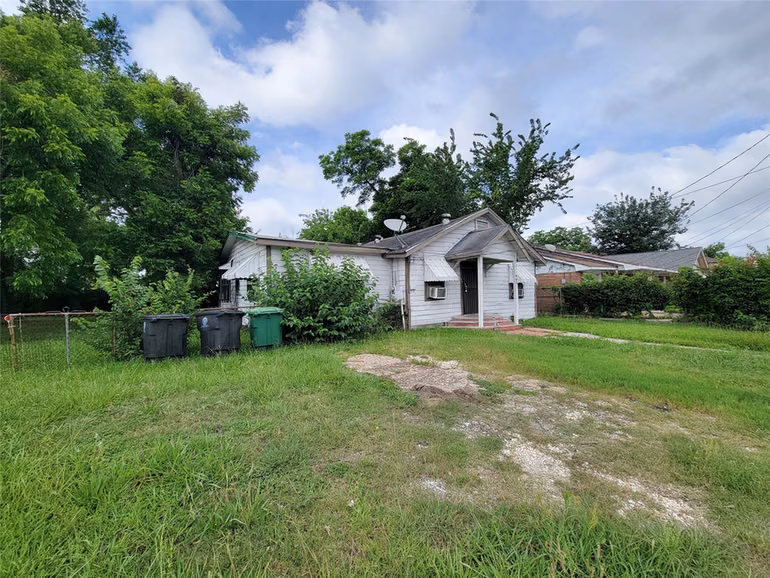Photo 2 of 4403 New Orleans, Houston, TX