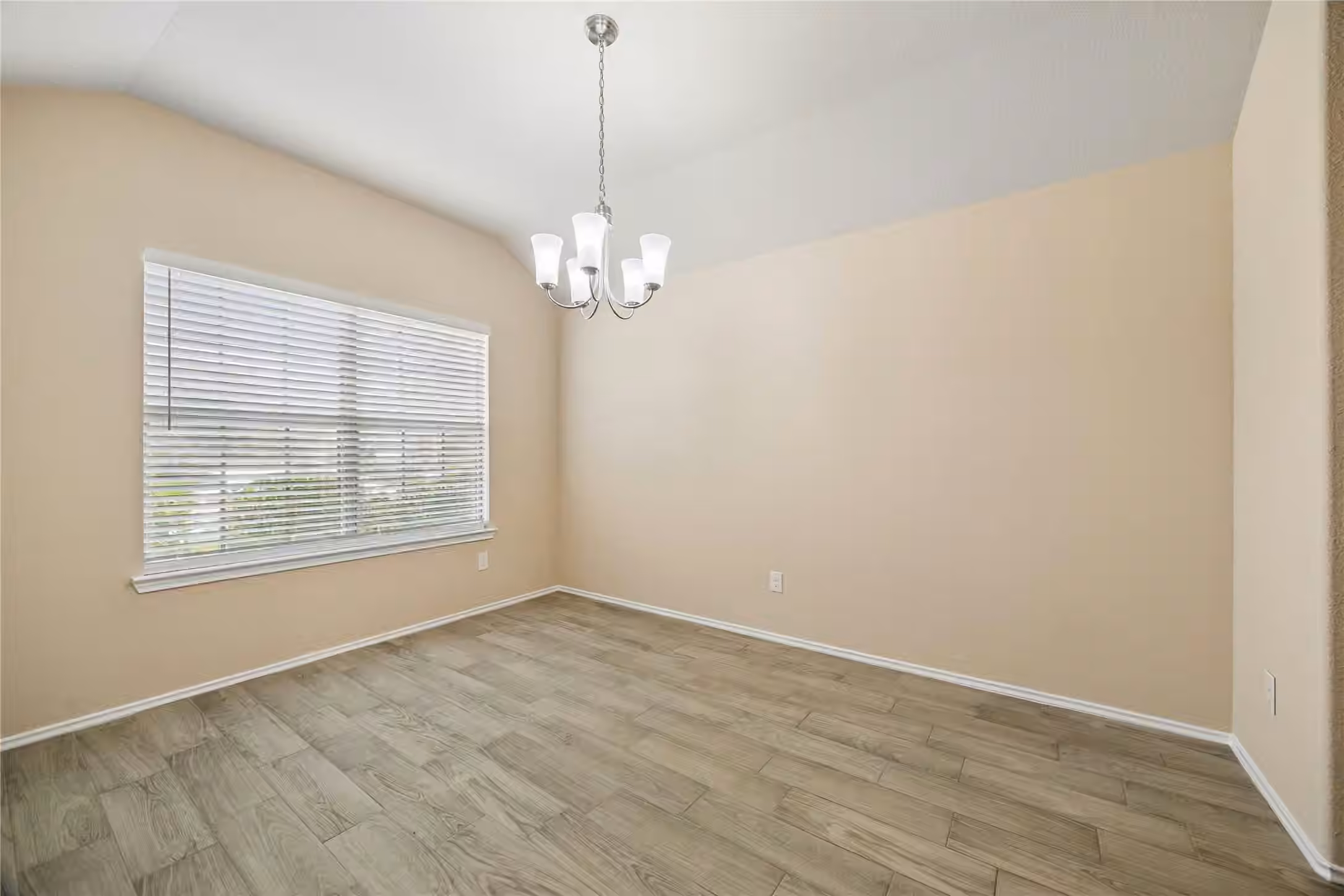 Photo 2 of 16522 Silla Ridge Court, Houston, TX