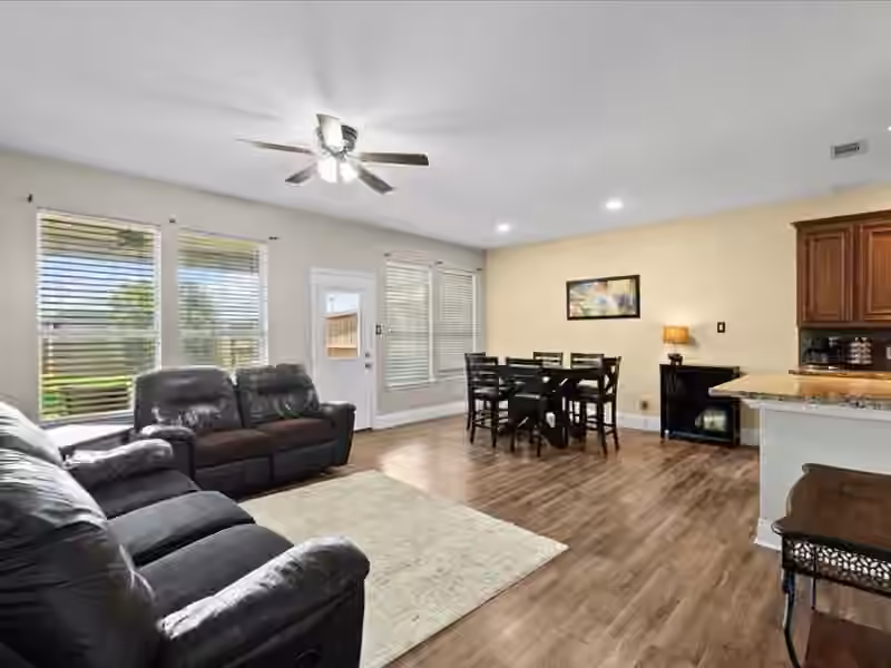 Photo 2 of 838 San Jacinto Circle, Baytown, TX