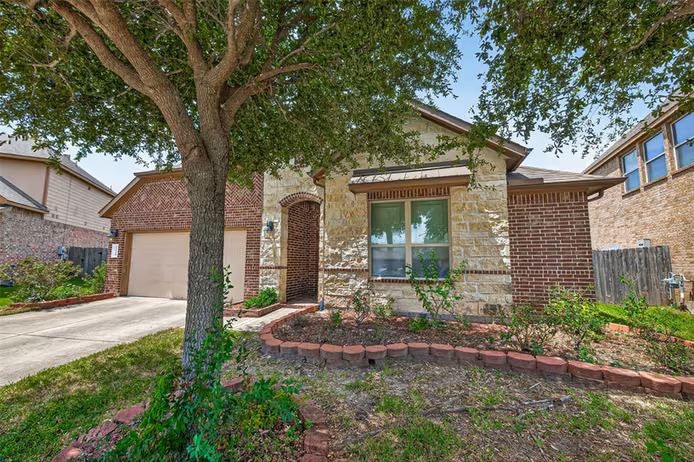 Photo 3 of 13930 Chalcott Drive, Richmond, TX