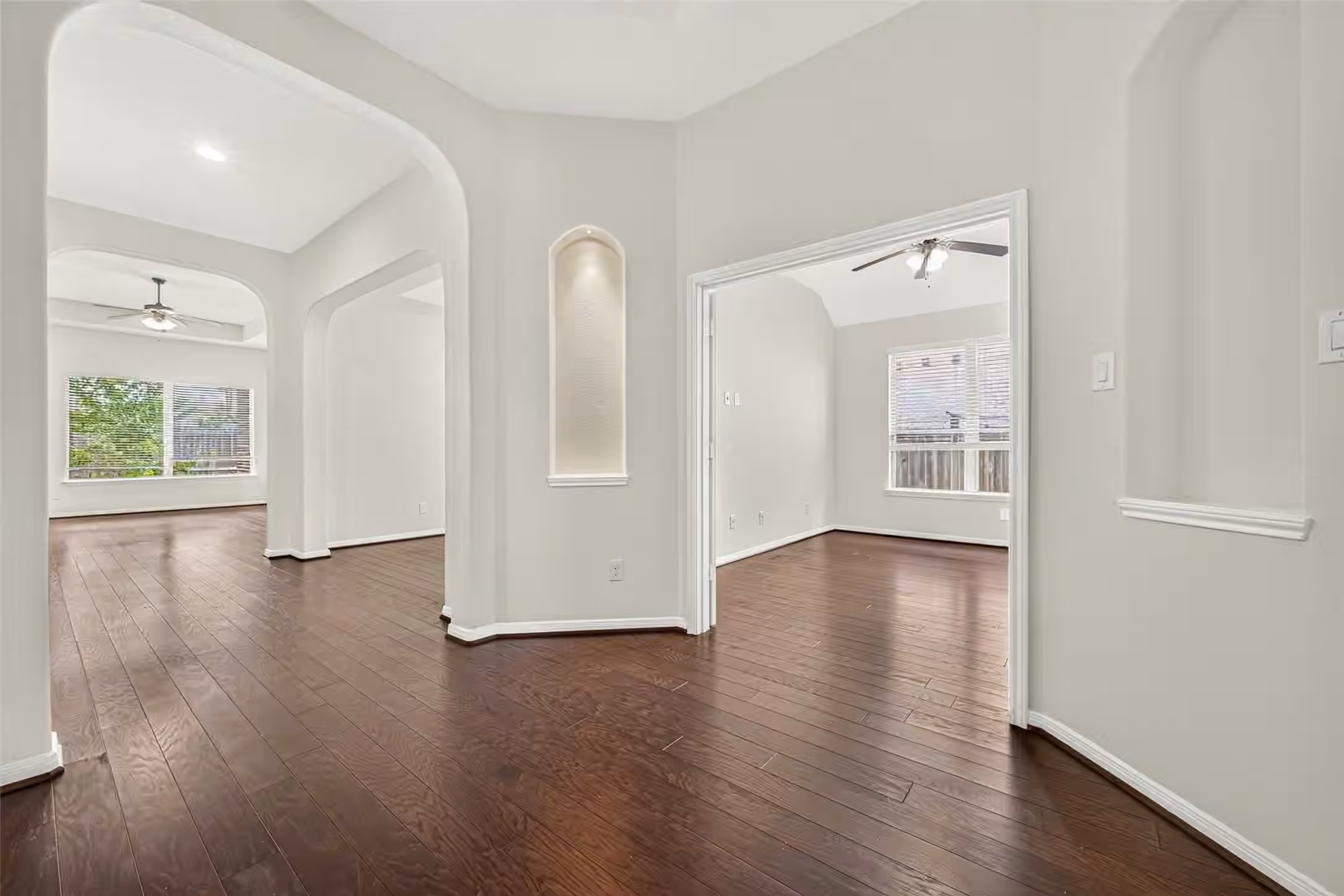 Photo 6 of 13930 Chalcott Drive, Richmond, TX
