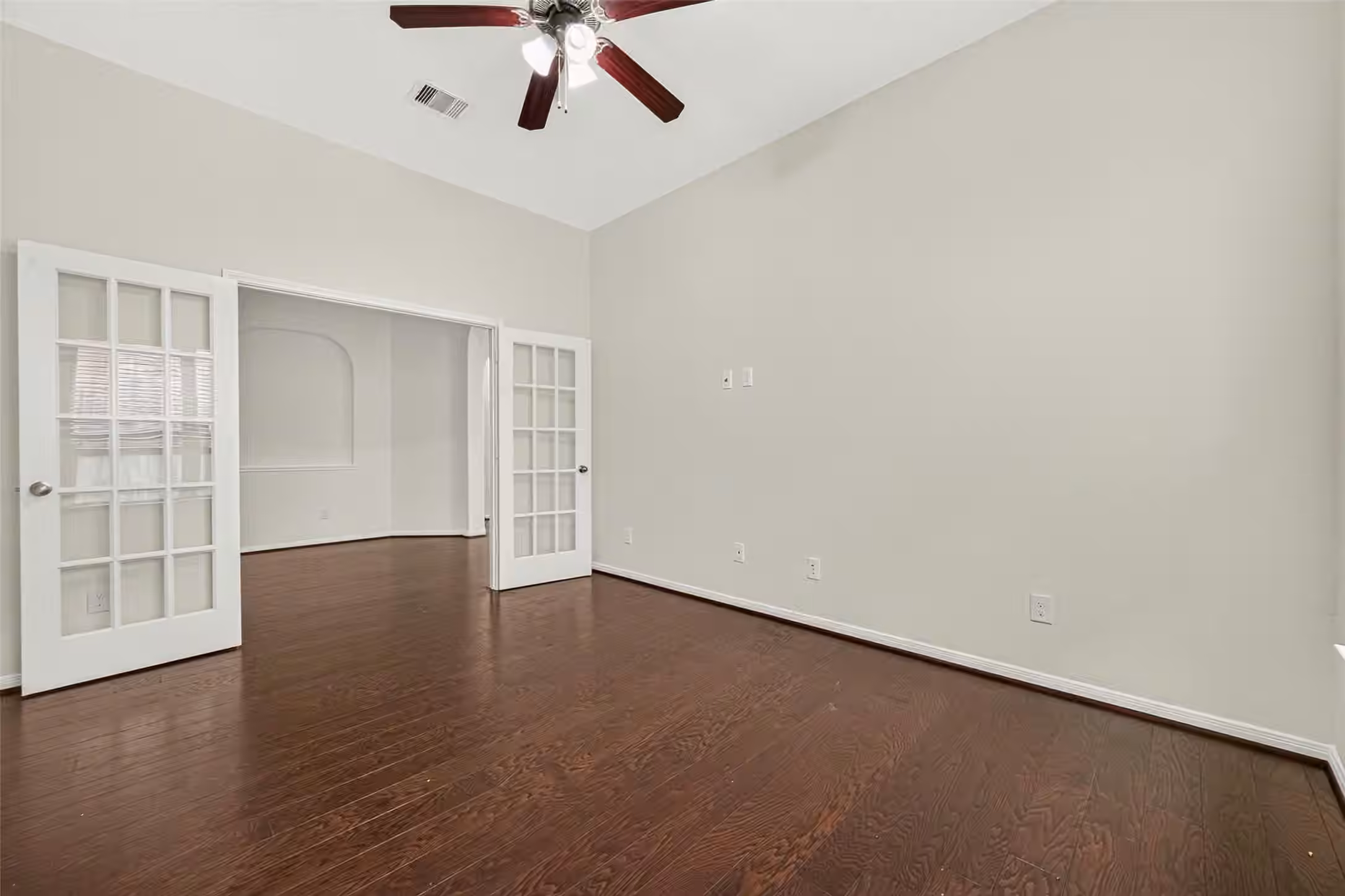 Photo 7 of 13930 Chalcott Drive, Richmond, TX