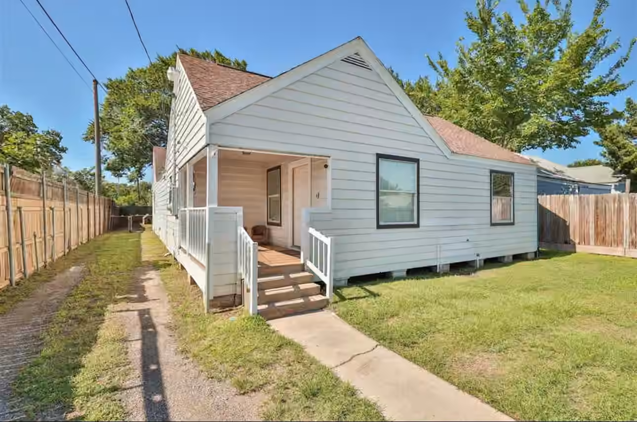 Photo 2 of 531 Dogwood Street, Houston, TX