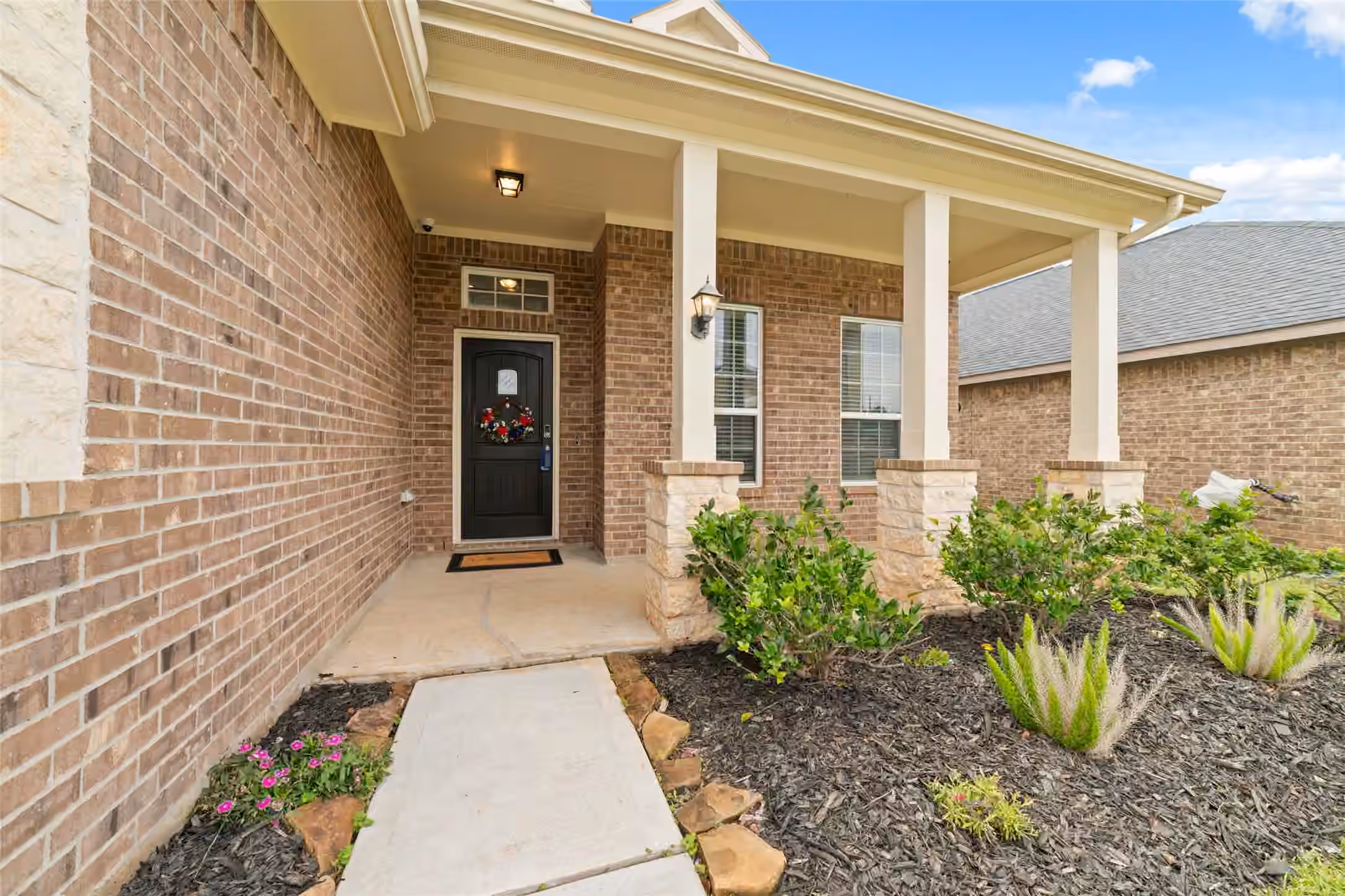 Photo 2 of 22606 Rosehill Meadow Drive, Tomball, TX