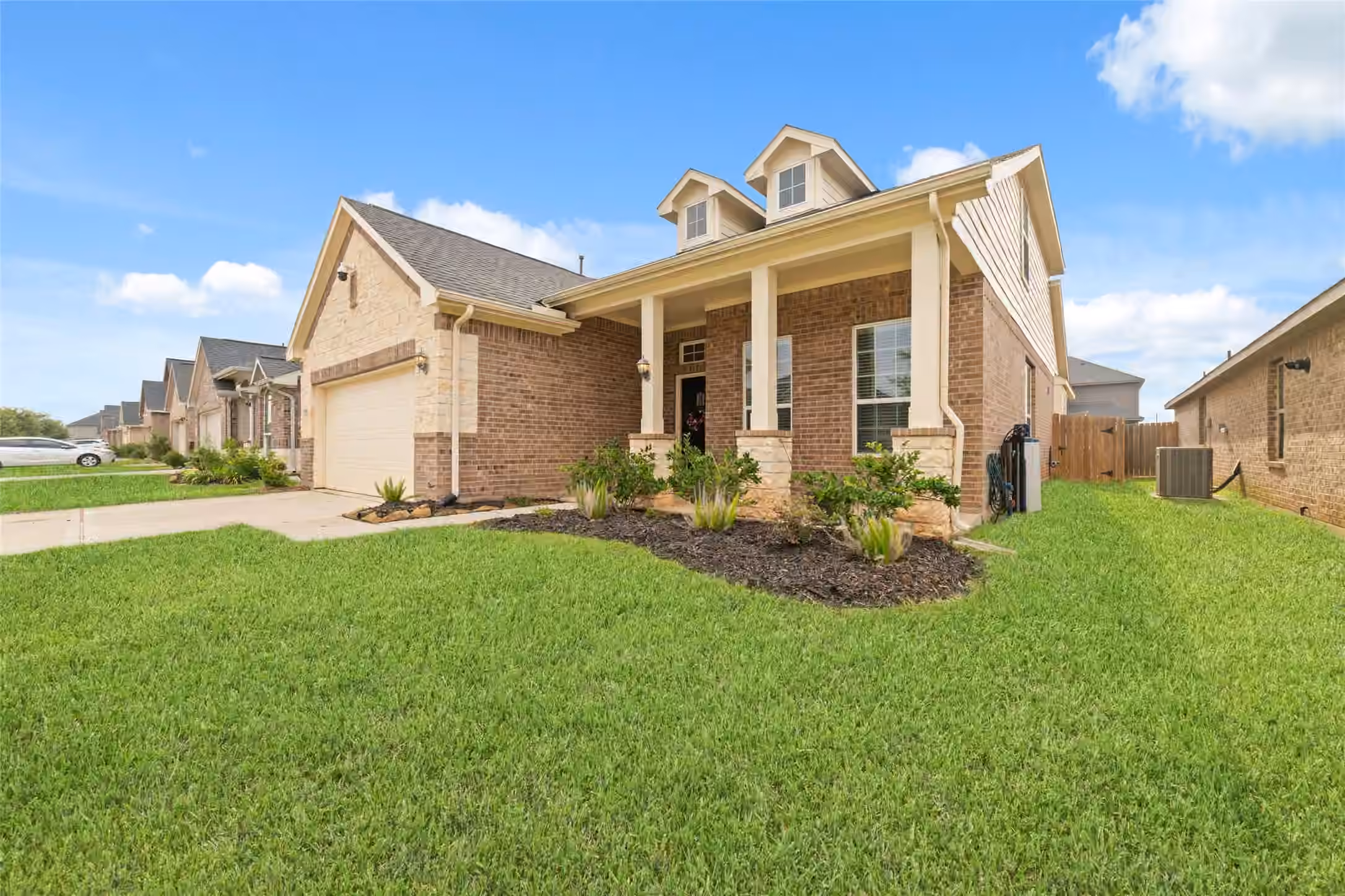 Photo 5 of 22606 Rosehill Meadow Drive, Tomball, TX