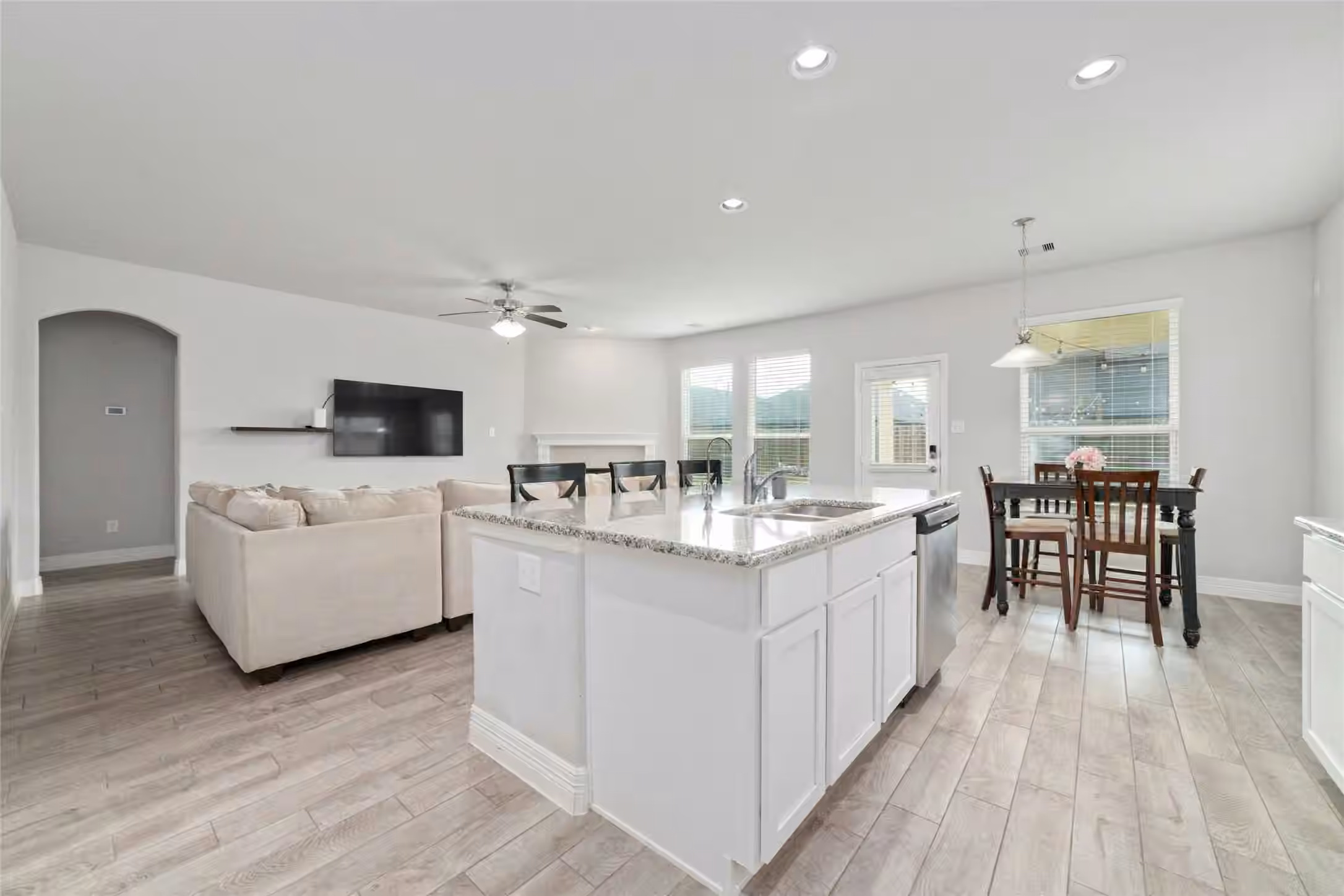 Photo 6 of 22606 Rosehill Meadow Drive, Tomball, TX