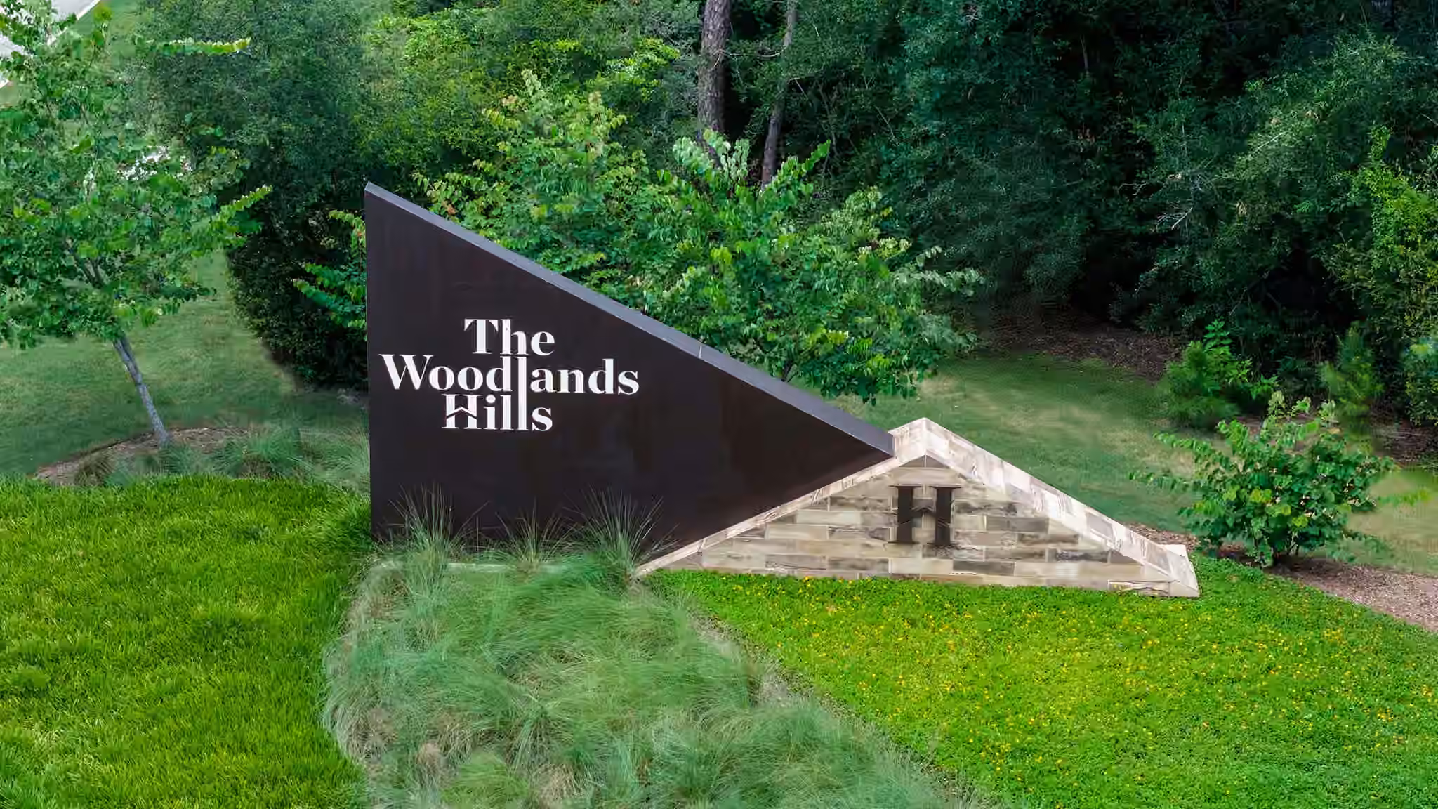 Photo 7 of 110 Hickory Forest Court, Willis, TX