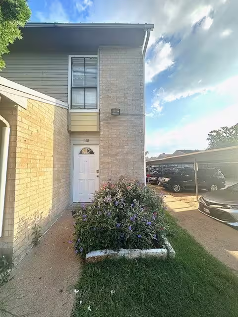 Photo of 11000 KINGHURST Drive 168, Houston, TX