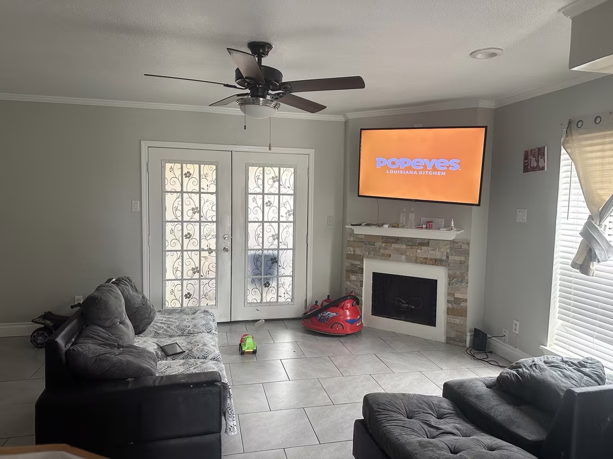 Photo 3 of 11000 KINGHURST Drive 168, Houston, TX