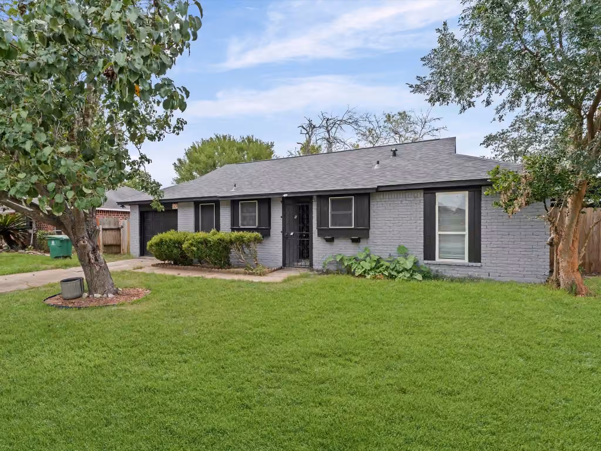 Photo 2 of 12206 Flushing Meadows Drive, Houston, TX