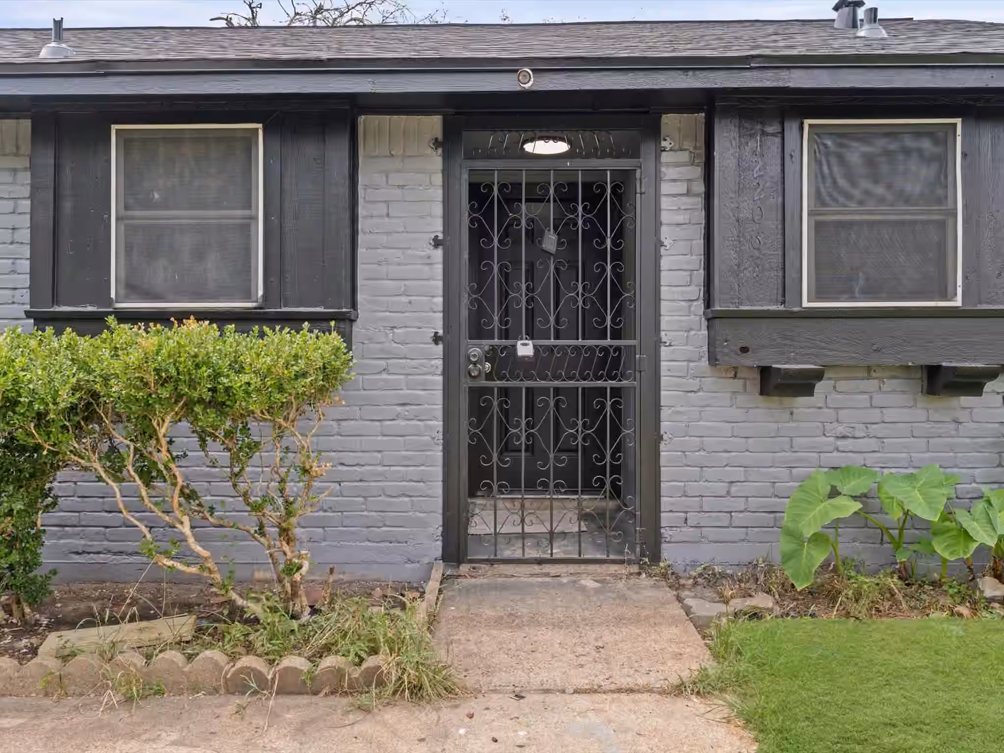 Photo 4 of 12206 Flushing Meadows Drive, Houston, TX