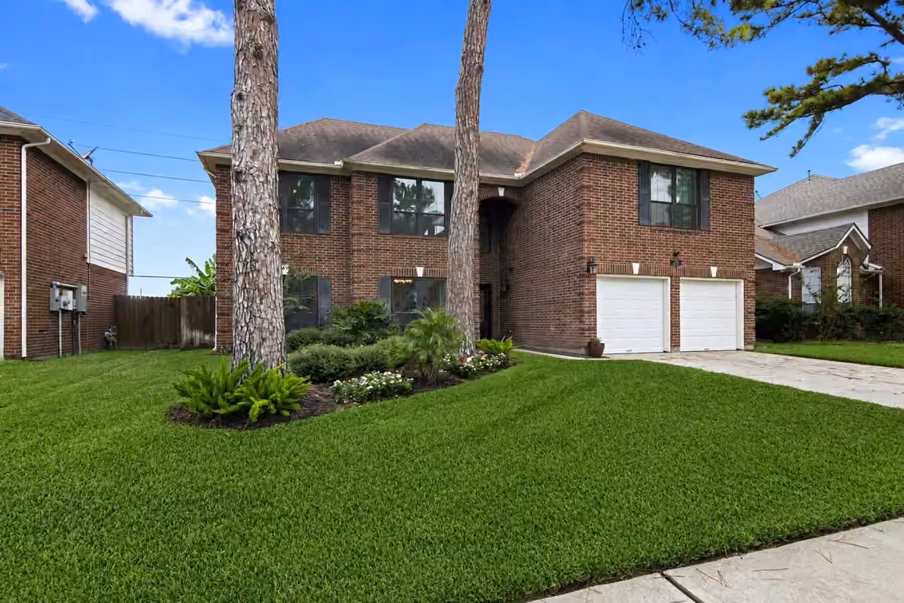Photo 3 of 7919 Moncur Drive, Houston, TX