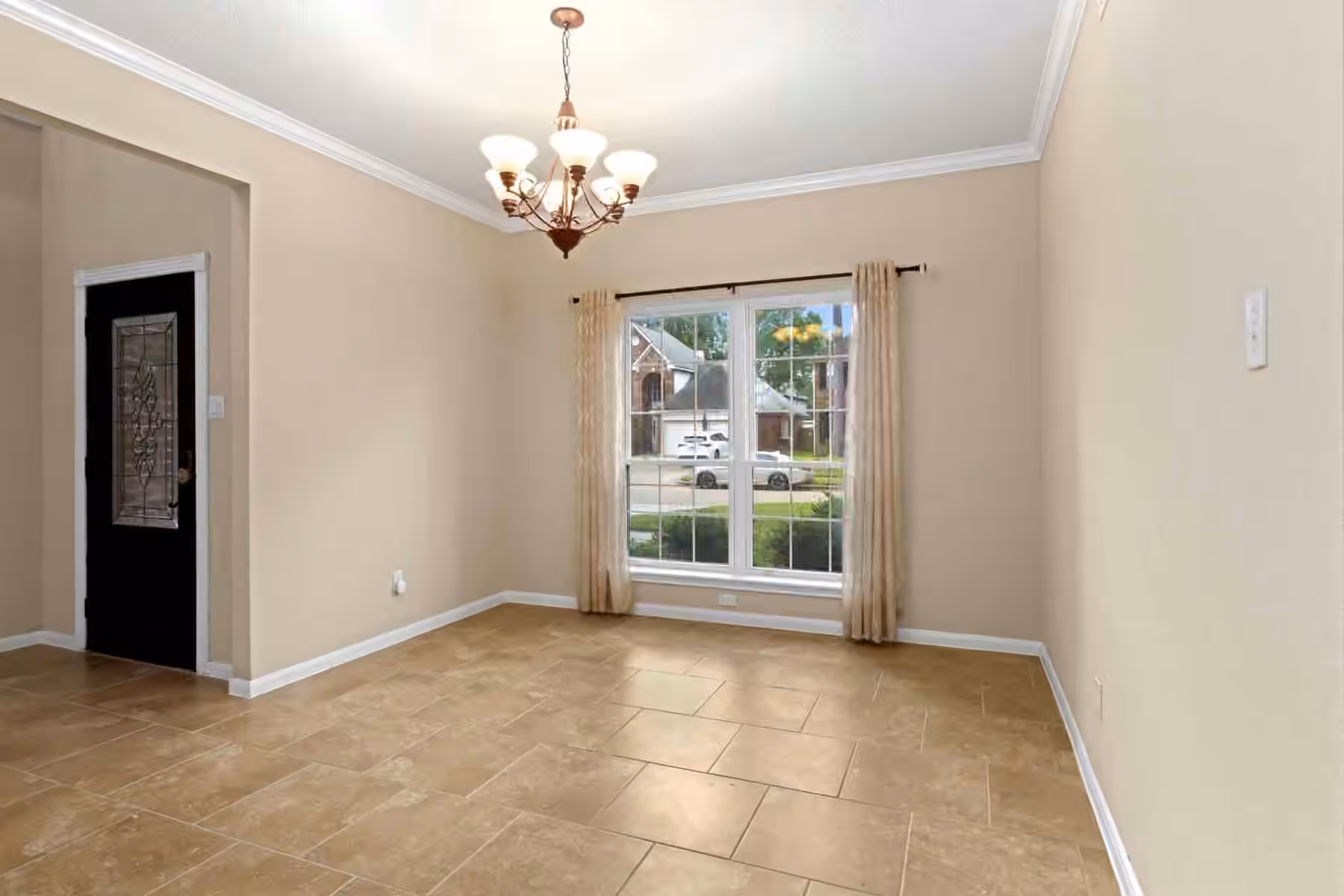 Photo 7 of 7919 Moncur Drive, Houston, TX