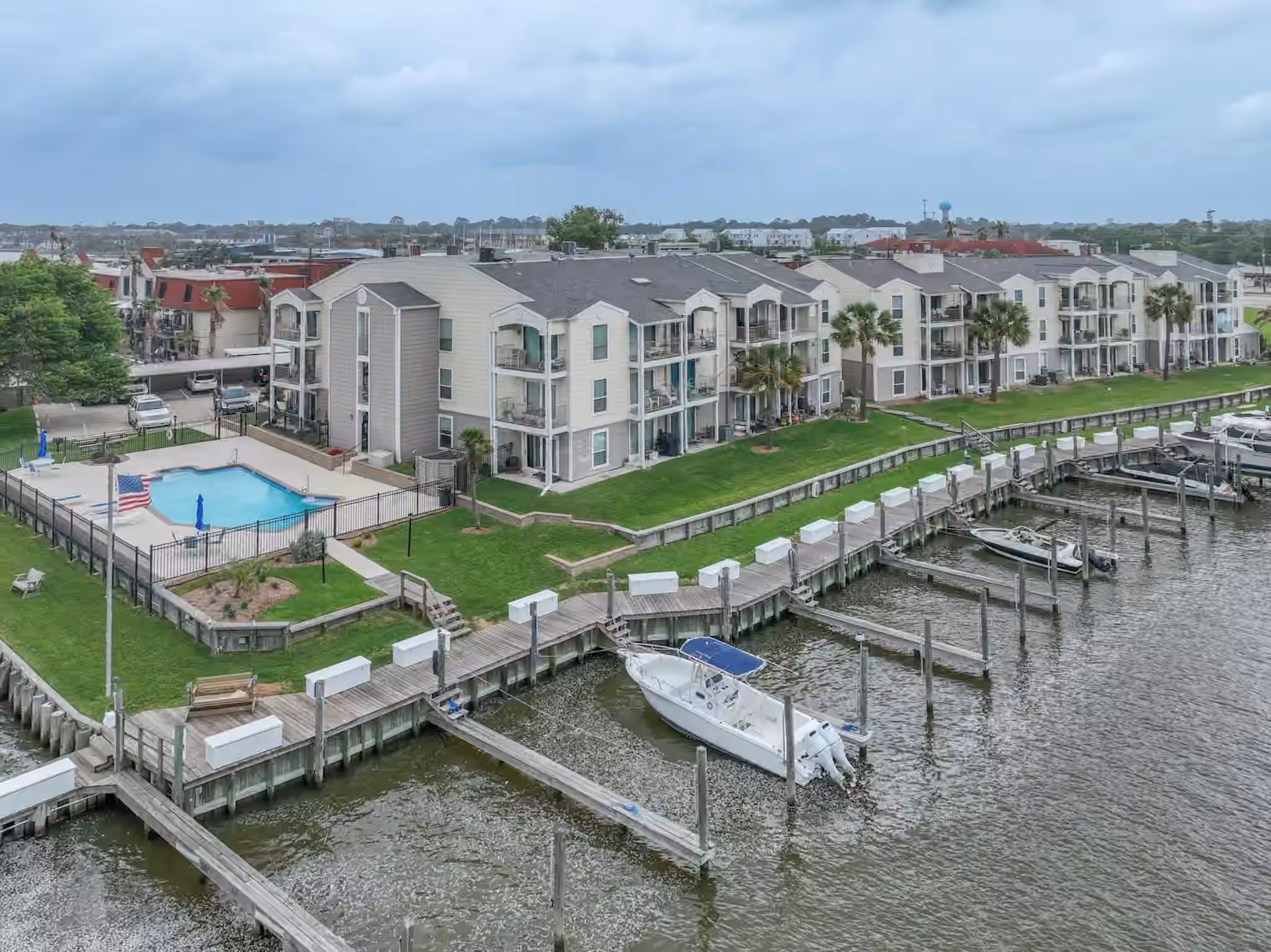 Photo of 114 Yacht Club Lane 114, El Lago, TX