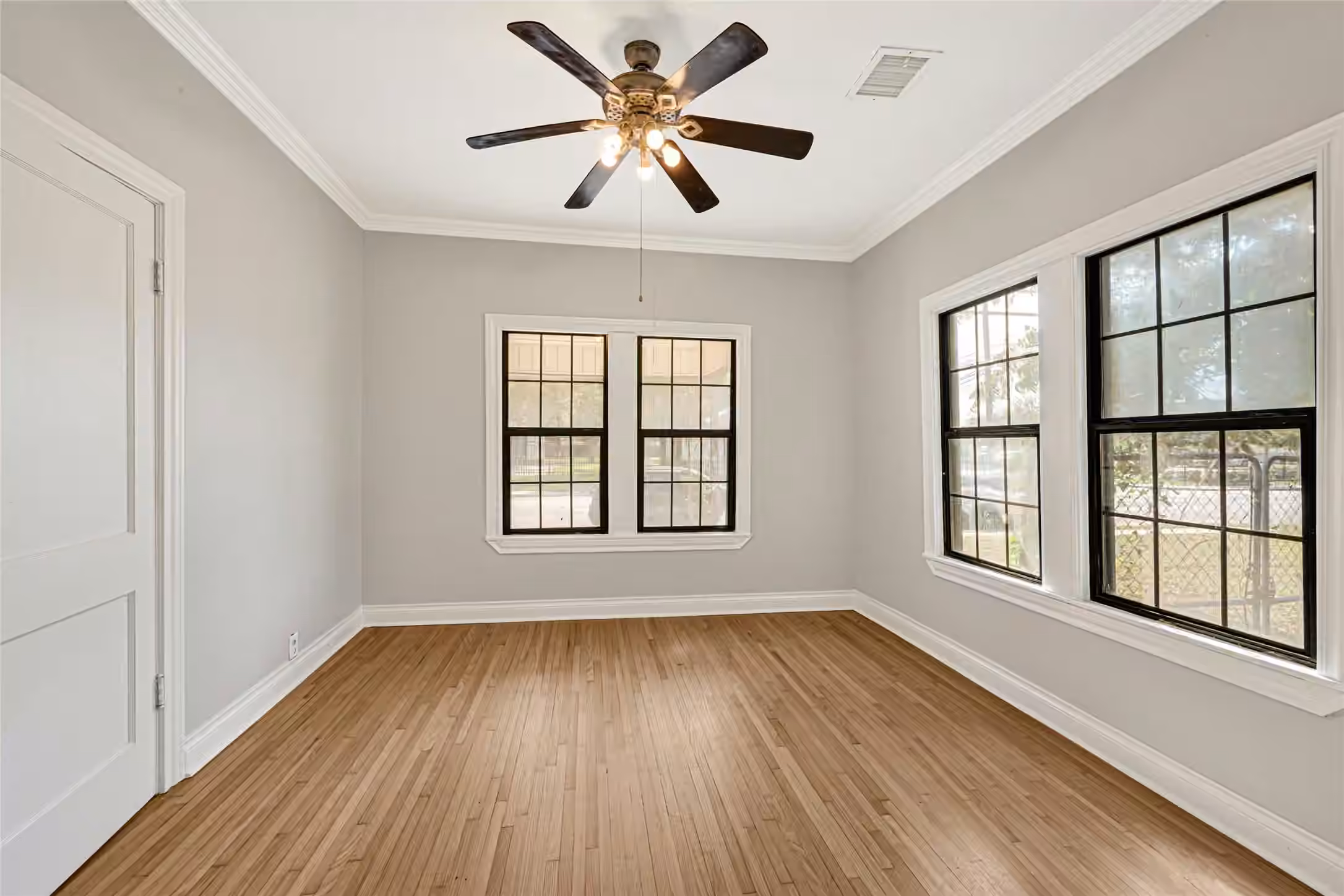 Photo 6 of 604 N Main Street, Galena Park, TX 77547