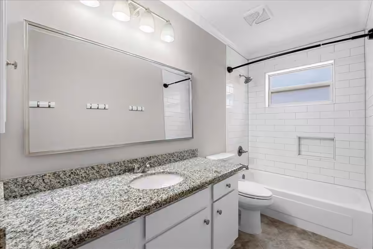 Photo 4 of 11703 Brighton Lane, Meadows Place, TX
