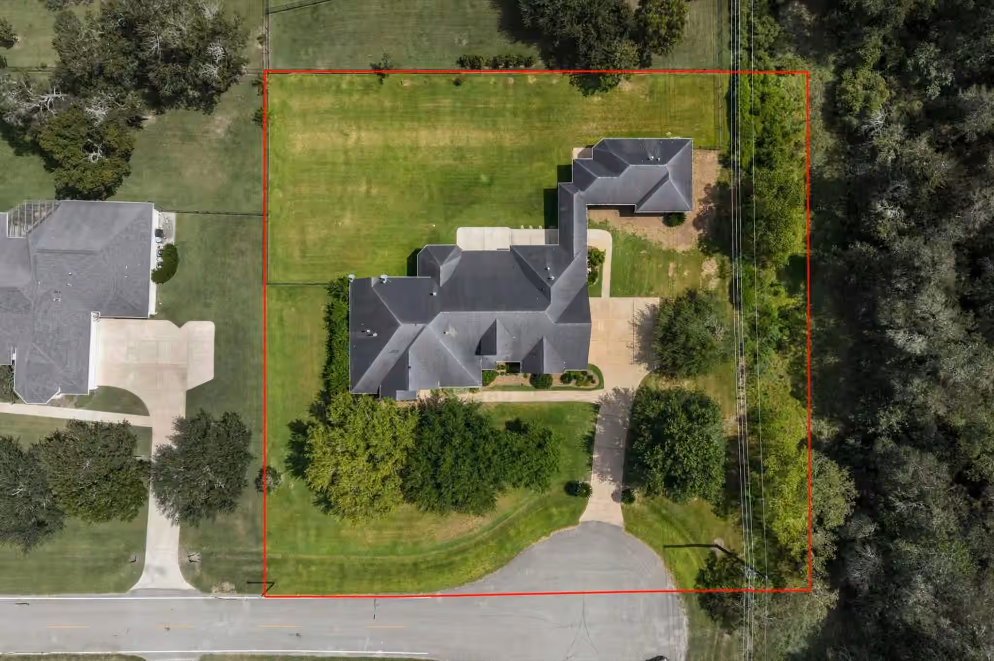 Photo 2 of 9019 Lady Laura Lane, Richmond, TX 77469