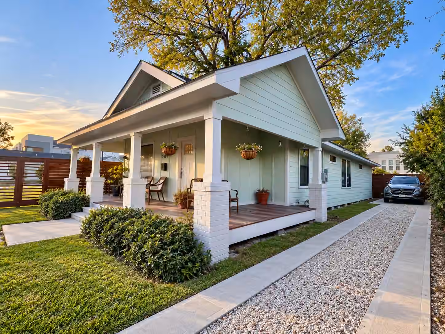 Photo 5 of 3605 Mcilhenny Street, Houston, TX