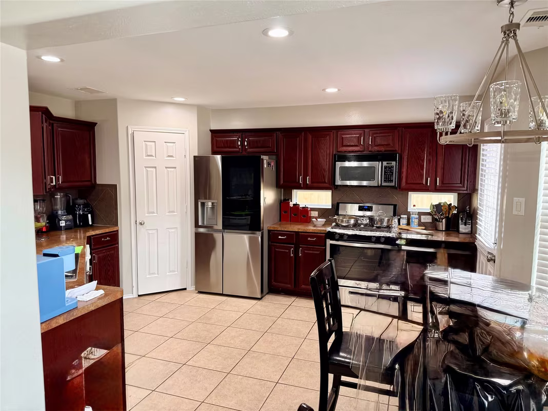 Photo 3 of 1507 Orchid Drive, Missouri City, TX