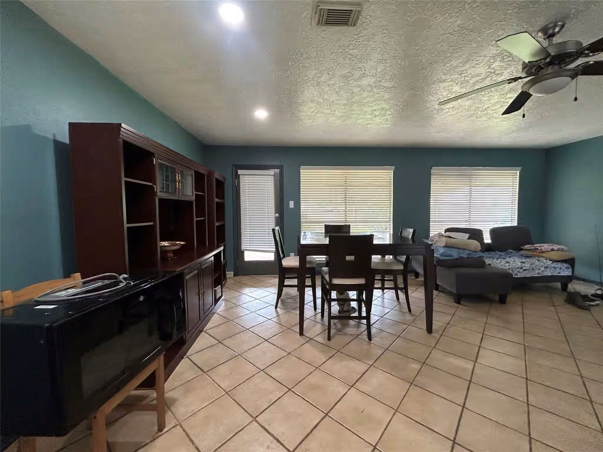 Photo 3 of 17311 Heritage Bay Drive, Webster, TX 77598
