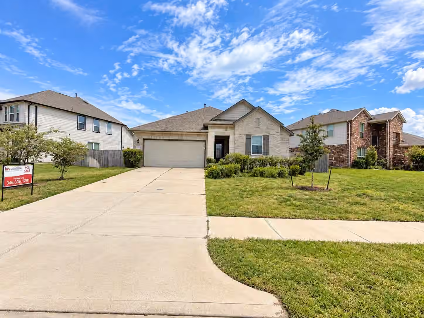 Photo 2 of 17215 Daylily Dune Way, Hockley, TX