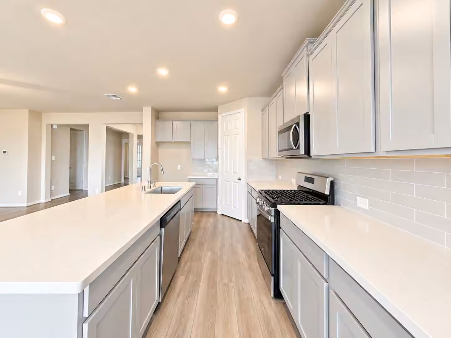 Photo 6 of 17215 Daylily Dune Way, Hockley, TX