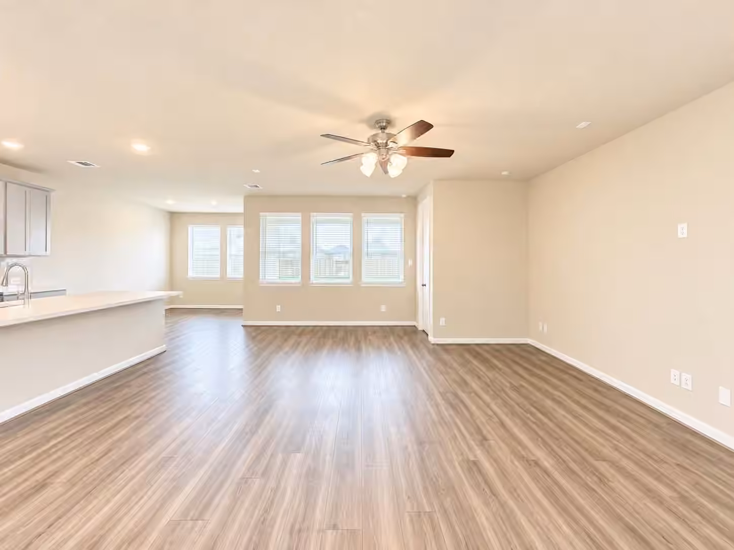 Photo 7 of 17215 Daylily Dune Way, Hockley, TX