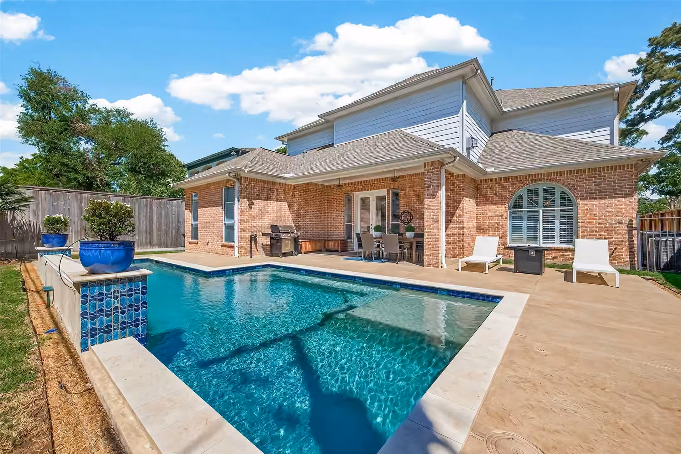 Photo 2 of 4019 Whitman Street, Houston, TX
