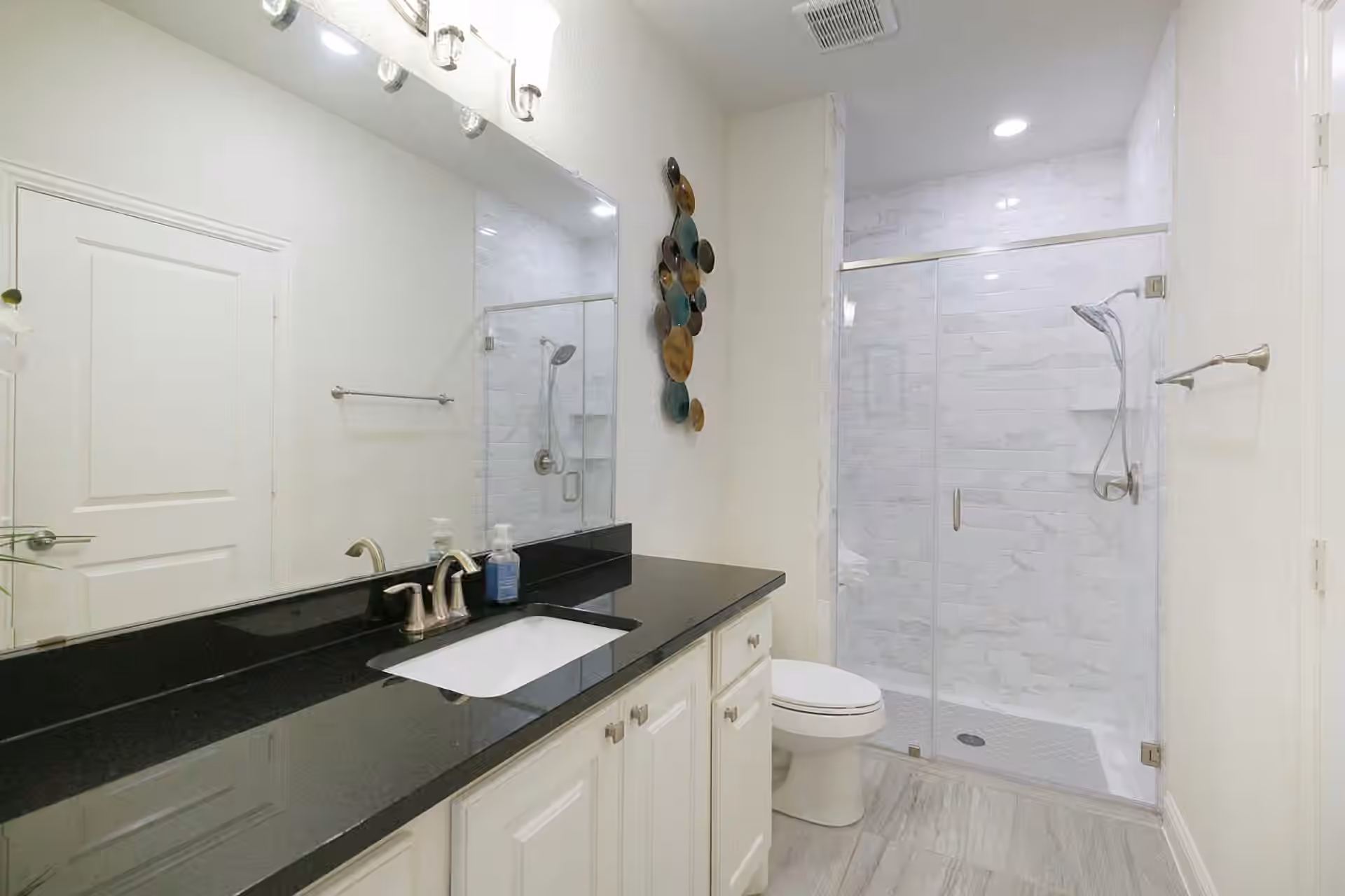 Photo 5 of 1415 Maple Stream Drive, Houston, TX