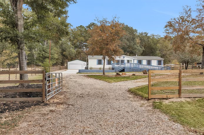 Photo 2 of 4621 Price Road, Montgomery, TX