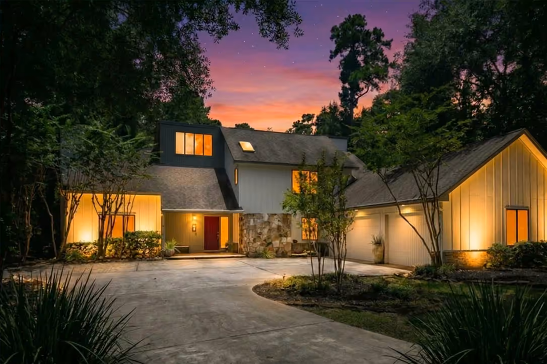 Photo of 42 Skyflower Drive, The Woodlands, TX